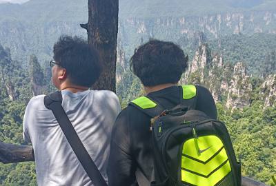 康輝接待獨(dú)立私家小包團(tuán)實(shí)況播放，康輝旅游，品質(zhì)看的見！